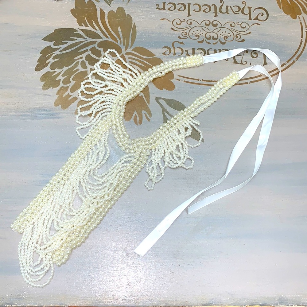 Vintage Flapper Style Pearl Statement Necklace - image 3